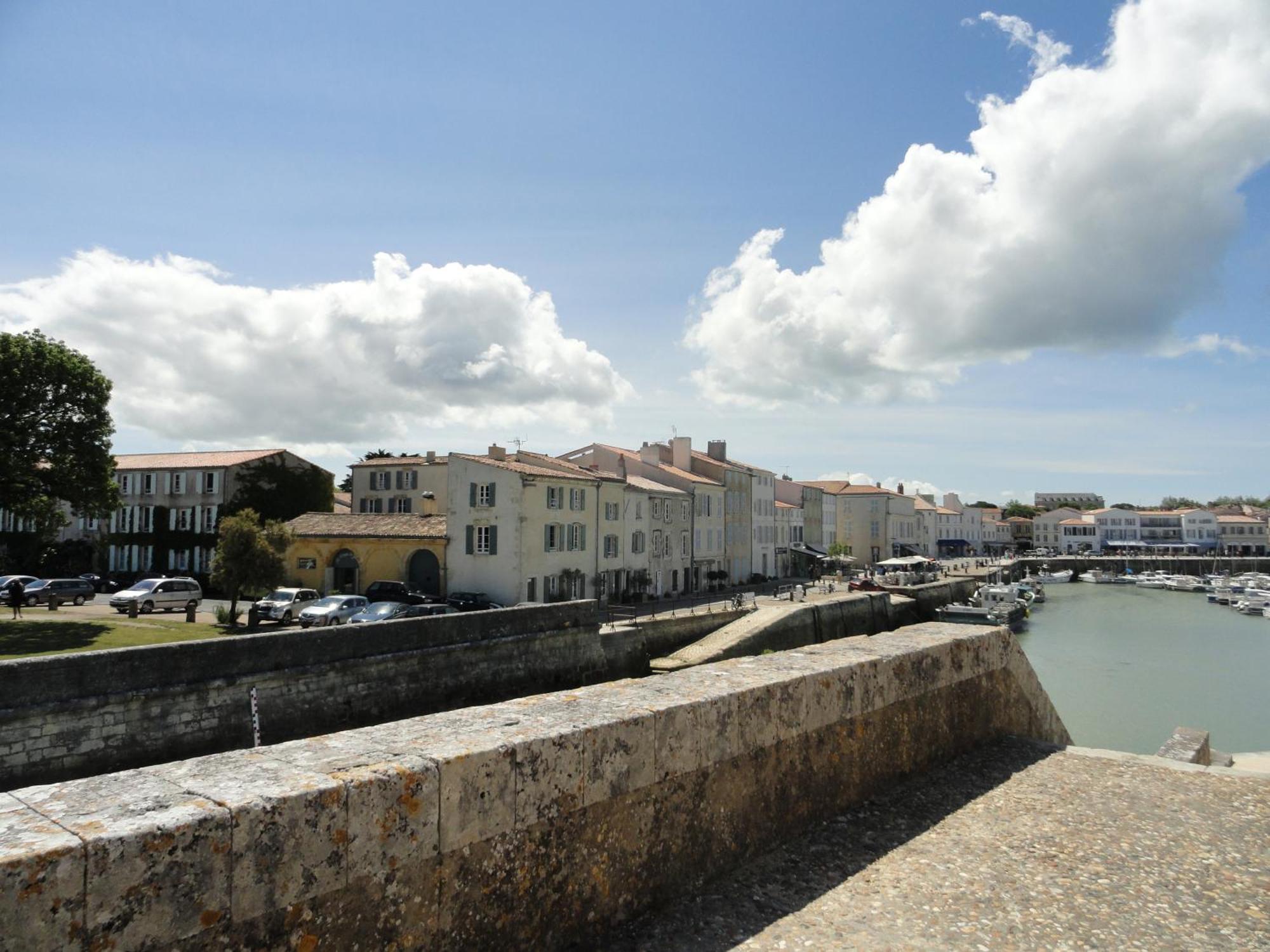 Le Clos Du Galion - Ile De Re سان مارتن دو ر المظهر الخارجي الصورة